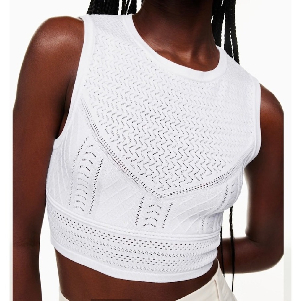 Aritzia Babaton Pointelle Sweater Knit Crop Tank Top White Womens Medium